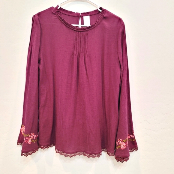 Time and Tru Tops - 💕 Time and Tru Burgundy Floral Embroidered Boho Blouse Women's Size Large